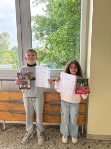 70b06e4c B163 4385 8fd6 0bac16db1f04